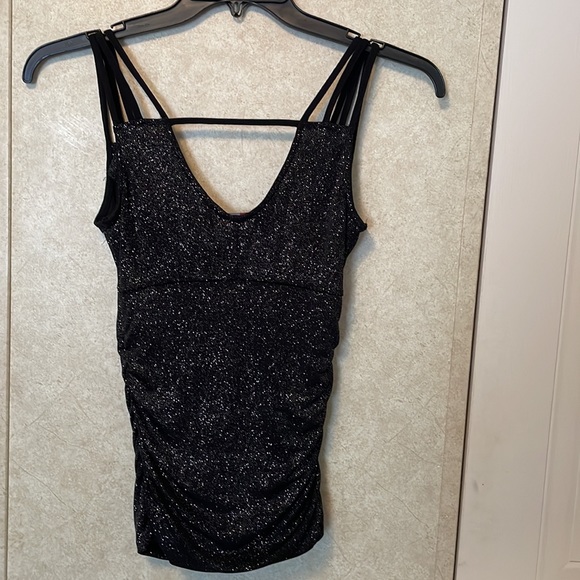 Top - Size Small - Picture 2 of 2